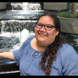 Meet your Posher, Noemi